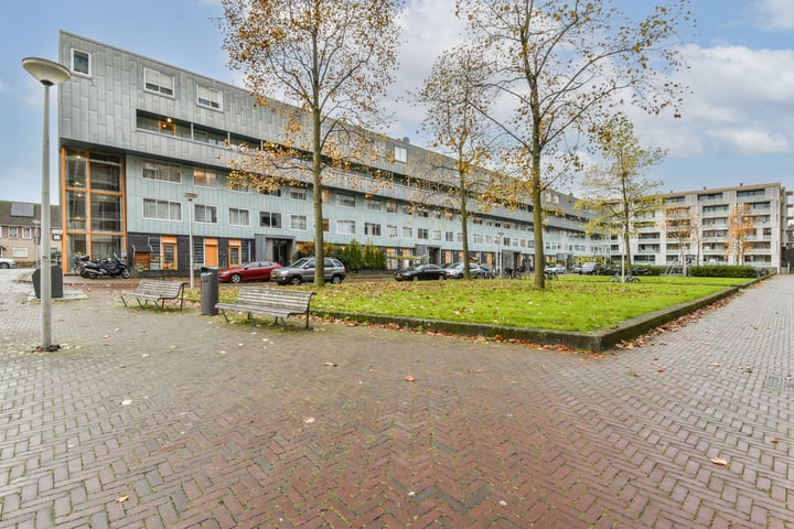 Bekijk foto 41 van Piet Mondriaanstraat 106