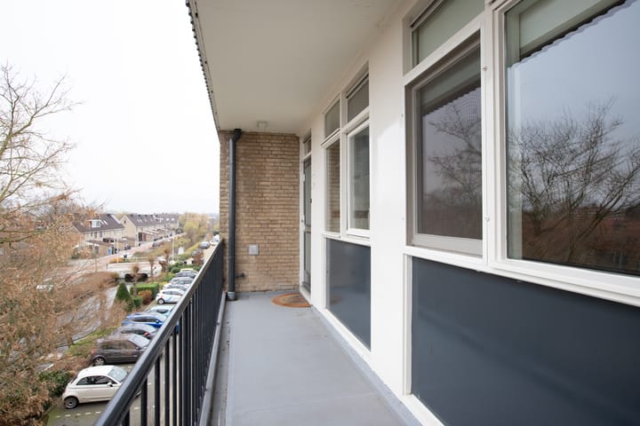 Photo 21 of Bunchestraat 65