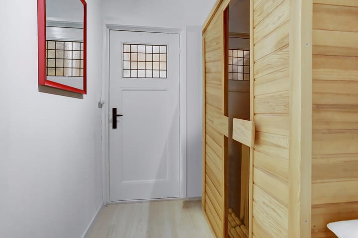 Photo 20 of Tulpstraat 1