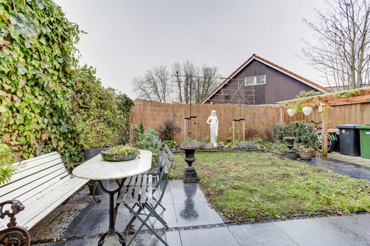 Photo 32 of Tulpstraat 1