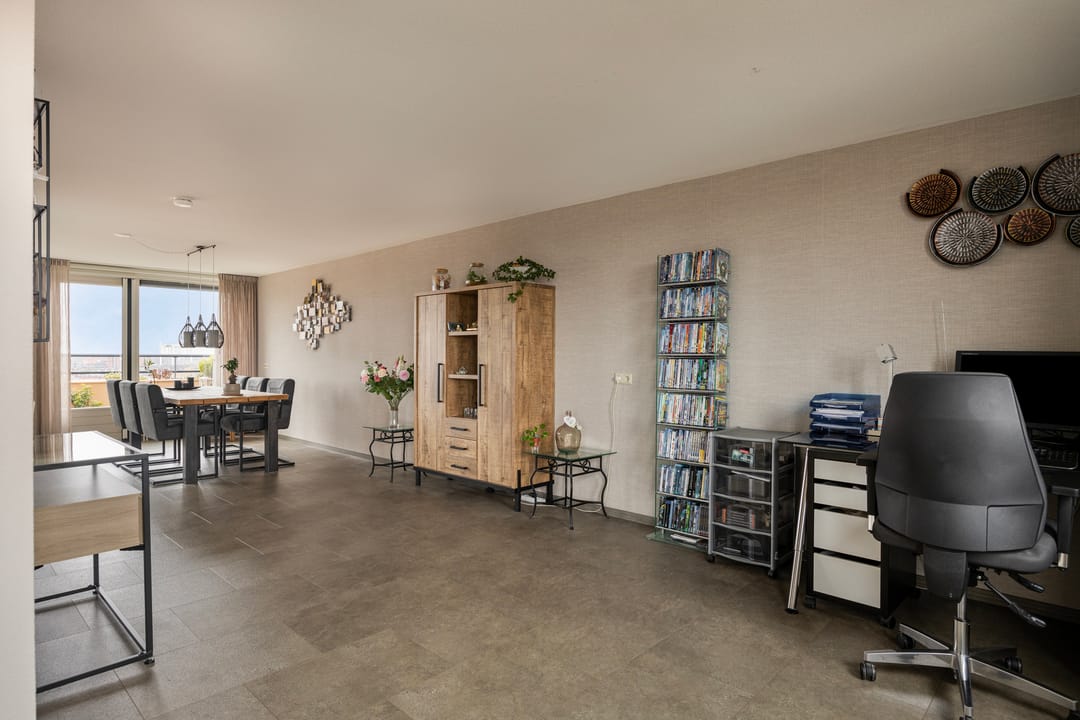 Photo 32 of Zonnestein 329