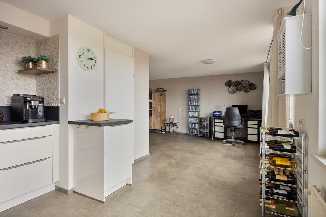 Photo 38 of Zonnestein 329