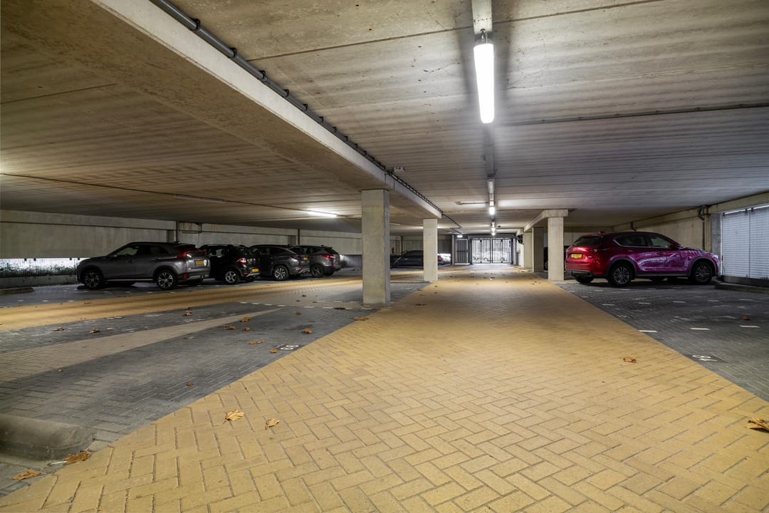 Photo 43 of Zonnestein 329