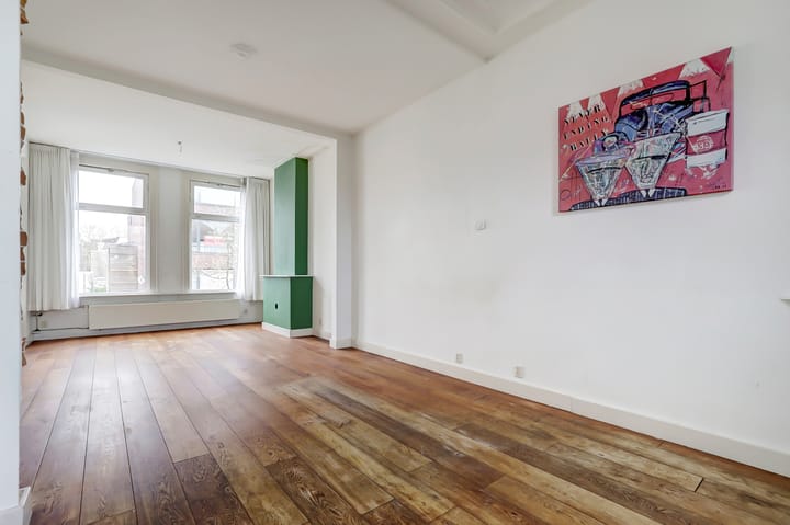 Photo 7 of Schrassertstraat 101