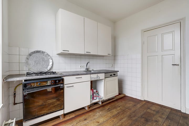 Photo 12 of Schrassertstraat 101