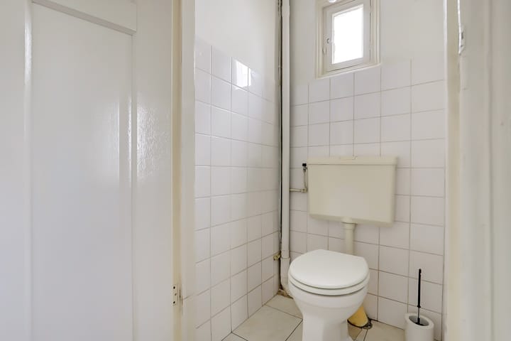 Photo 16 of Schrassertstraat 101