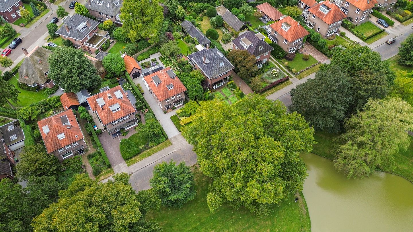 Foto 50 van Van Haersma de Withlaan 15