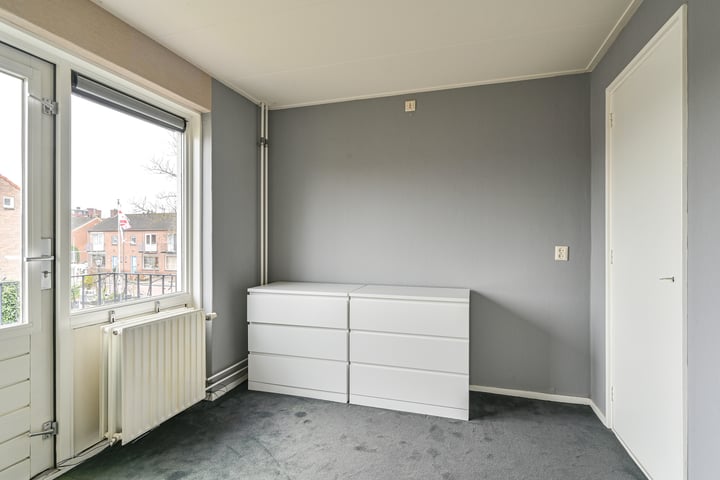 Bekijk foto 33 van Amalia van Solmsstraat 41