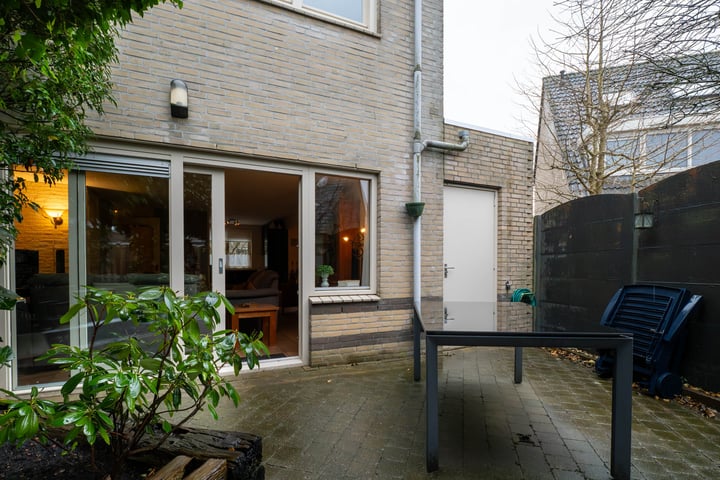 Bekijk foto 18 van Willem Hofsteestraat 28