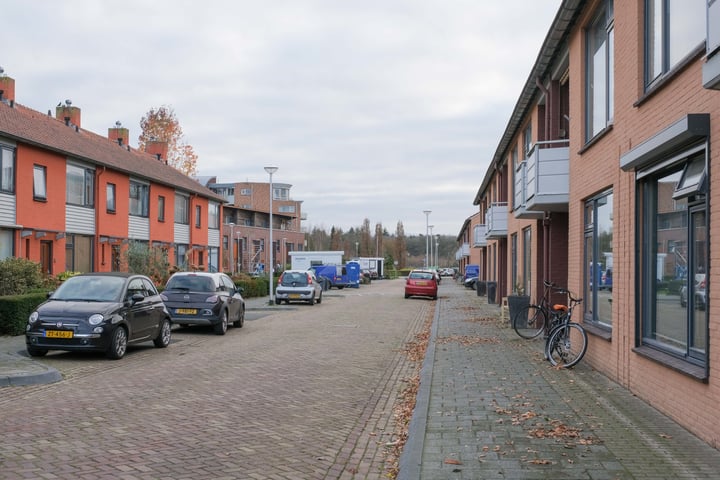 Bekijk foto 18 van Clematisstraat 23