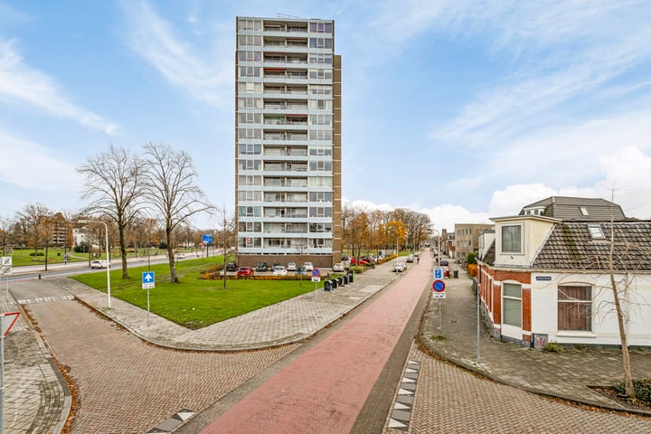 Bekijk foto 1 van Heutinkstraat 35