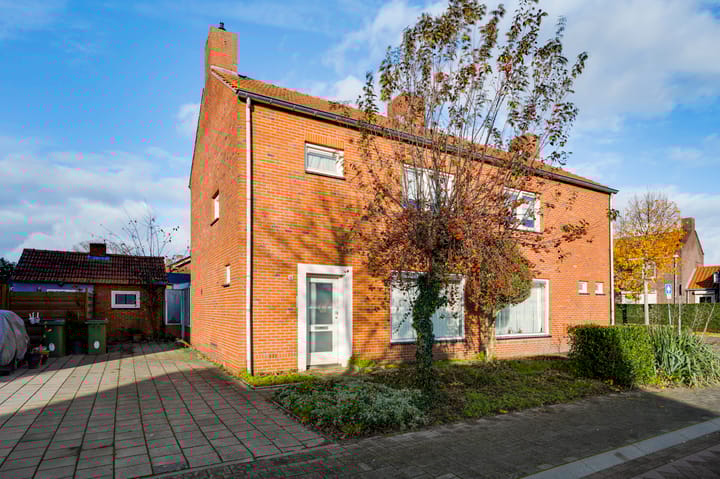 Photo 1 of Doctor Schaepmanstraat 10