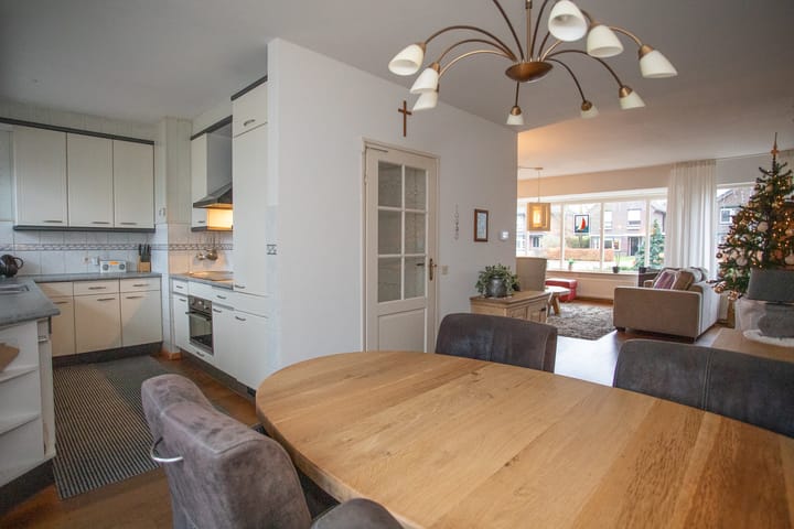 Foto 18 van Almelosestraat 50-G