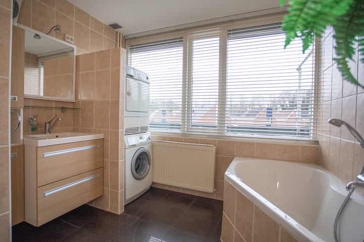 Foto 28 van Almelosestraat 50-G