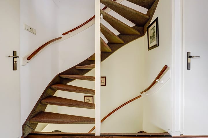 Foto 19 van Secretaris Versteeglaan 59