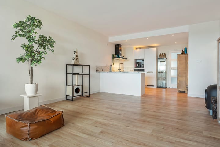 Photo 11 of Dr H. Colijnlaan 6-F148