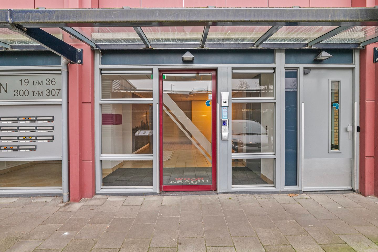 Foto 5 van Zonnestein 300