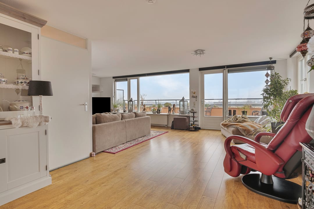 Foto 16 van Zonnestein 300