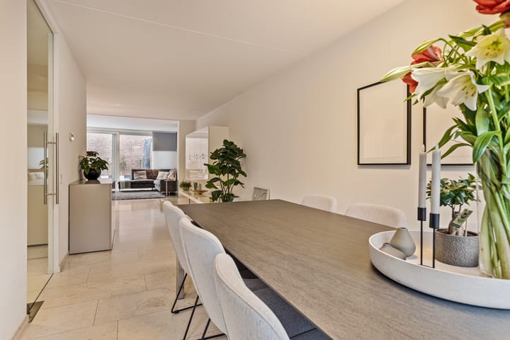 Foto 7 van Praaglaan 111