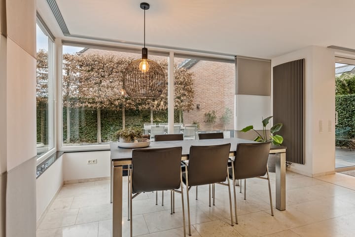 Foto 14 van Praaglaan 111