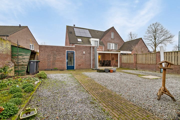 Foto 40 van Korenbloemstraat 26