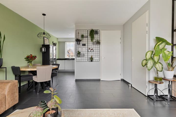 Photo 9 of Bloemenweg 9