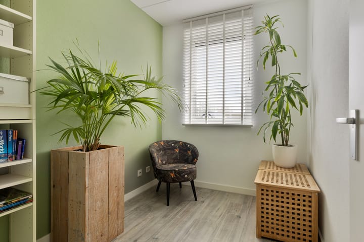 Photo 23 of Bloemenweg 9