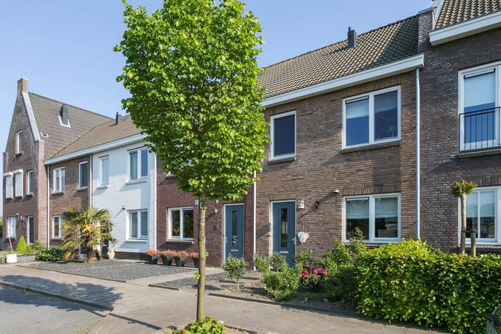 Photo 30 of Bloemenweg 9