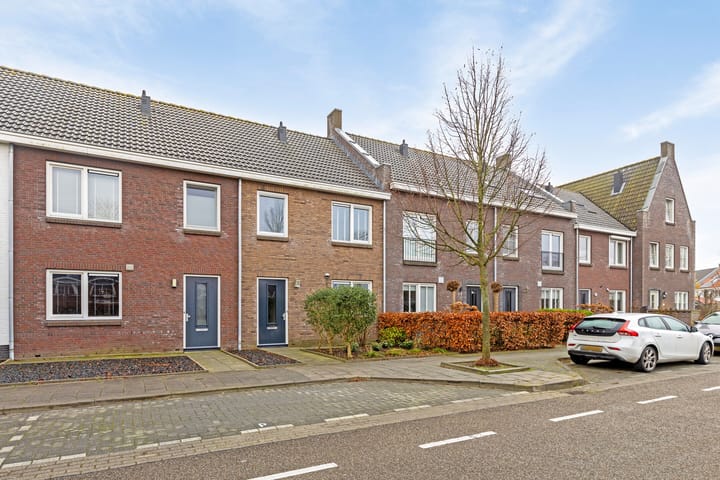 Photo 31 of Bloemenweg 9