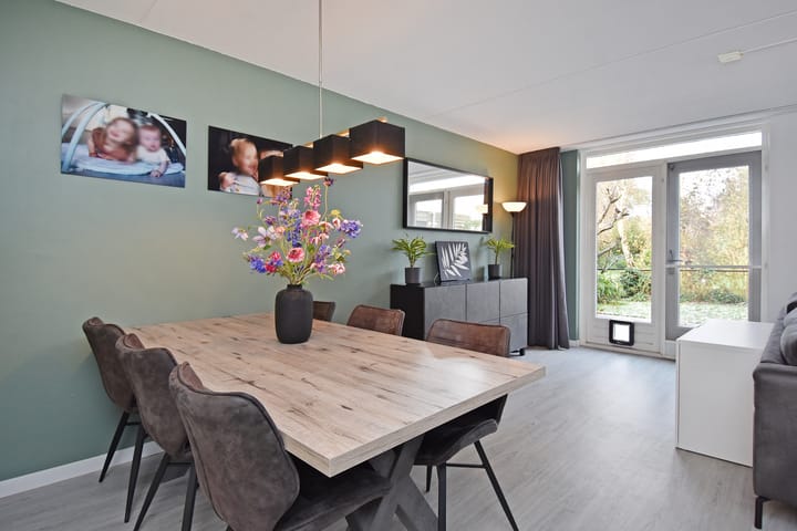 Foto 12 van Strausserf 4