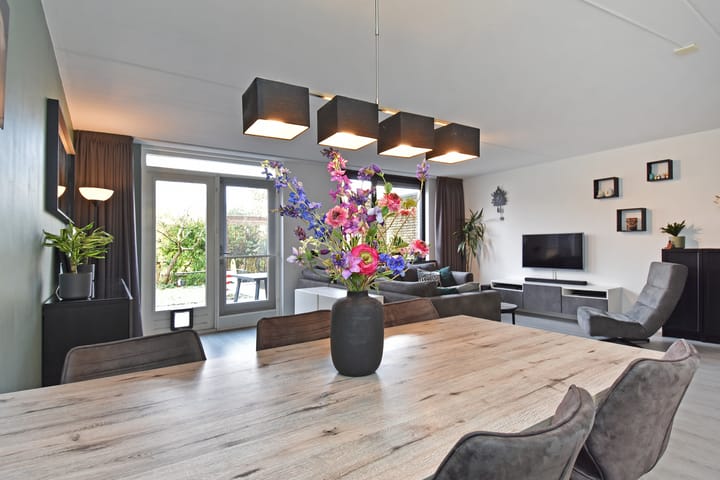 Foto 13 van Strausserf 4