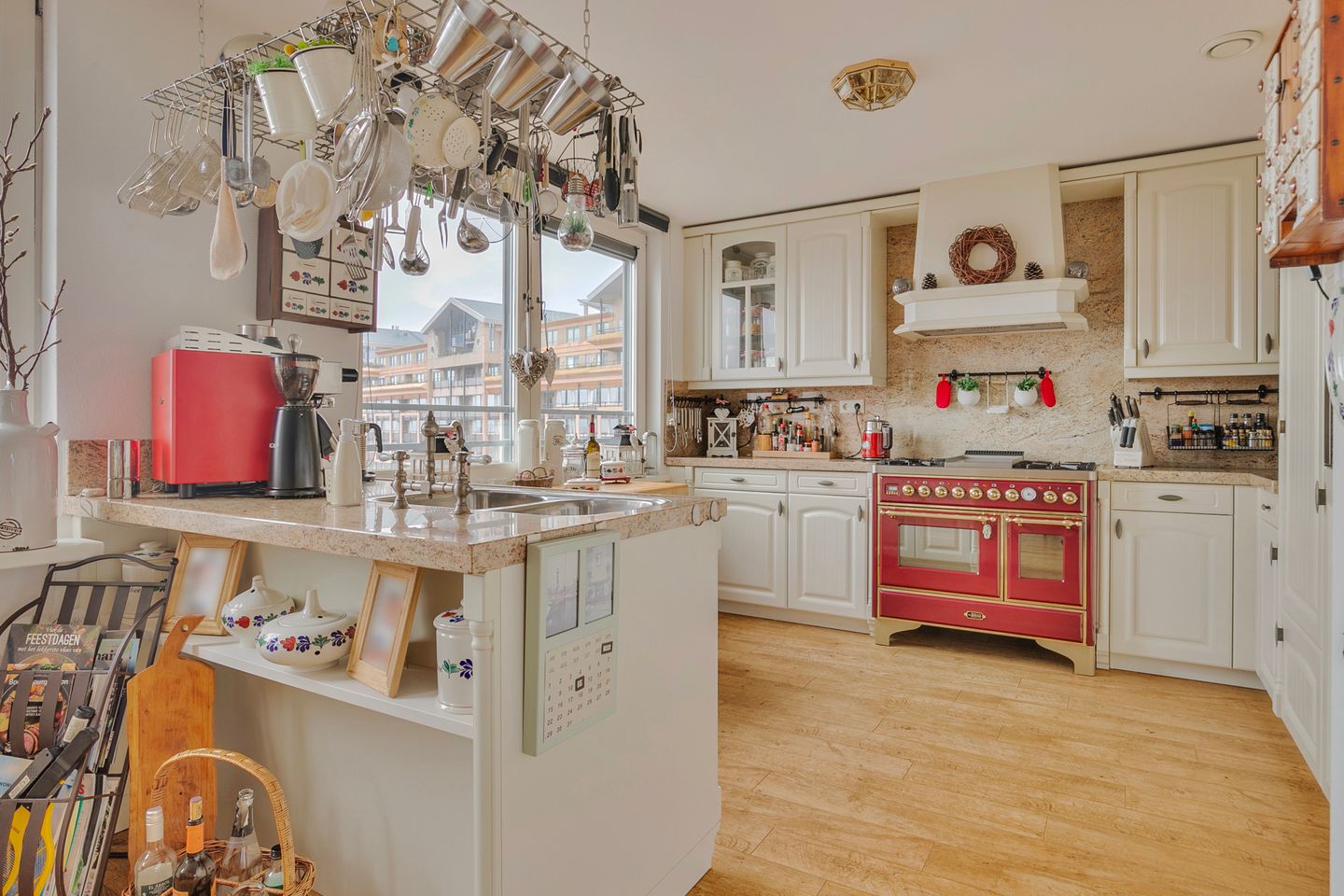 Foto 4 van Zonnestein 300