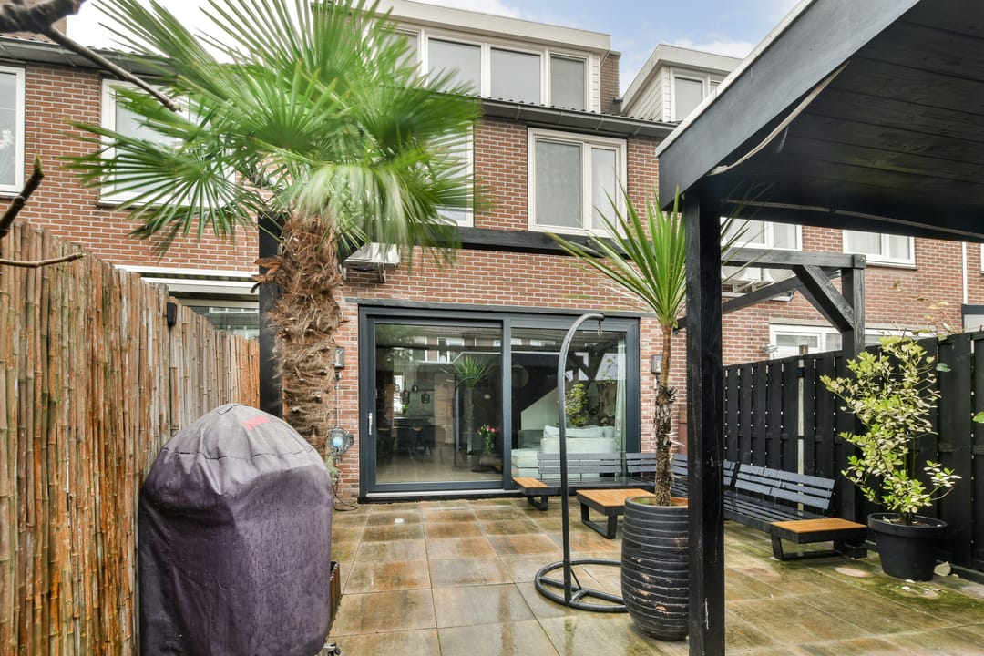 Foto 16 van De Biezenhof 14