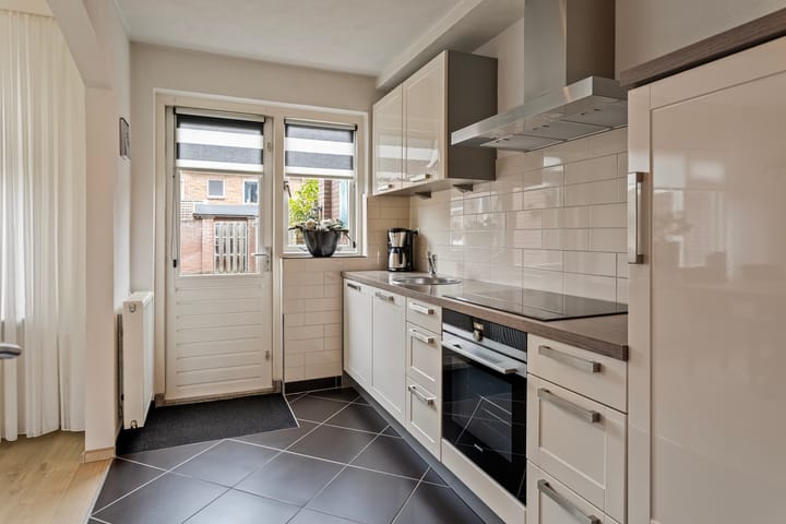 Foto 11 van Piet Heinlaan 71