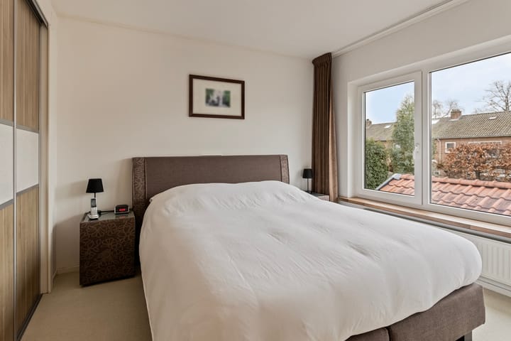 Foto 16 van Piet Heinlaan 71