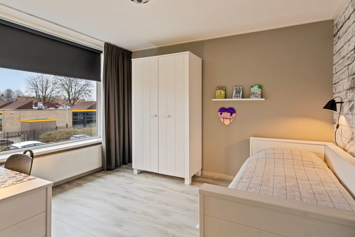 Foto 18 van Piet Heinlaan 71