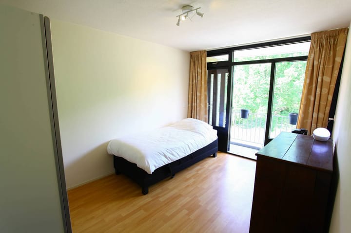 Photo 11 of Roosmarijnhof 12