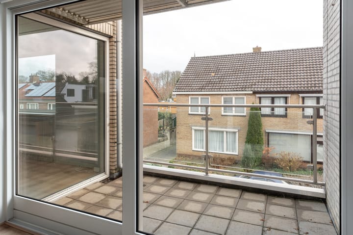 Foto 9 van Merelstraat 1-F