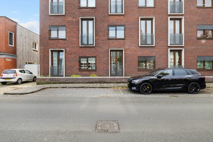 Foto 2 van Achter de Hoven 72