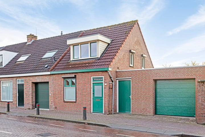 Dorpsstraat 10