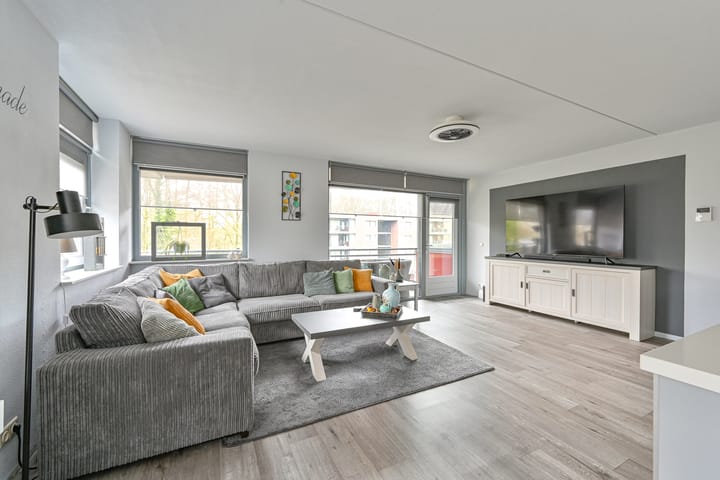 Foto 2 van Valtherlaan 233