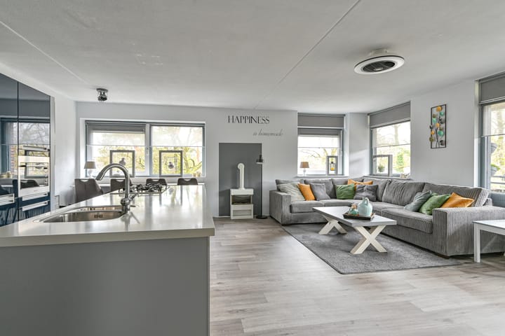 Foto 13 van Valtherlaan 233