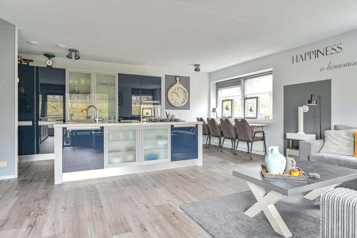 Foto 17 van Valtherlaan 233