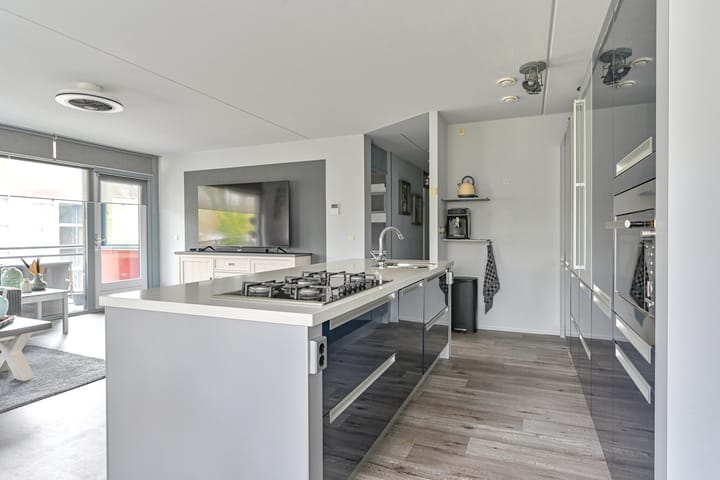 Foto 26 van Valtherlaan 233