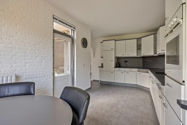 Foto 12 van Toermalijn 30