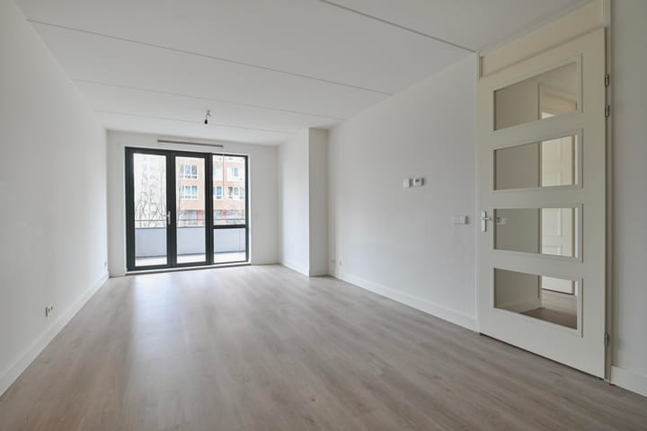 Foto 2 van Martinus Nijhofflaan 114