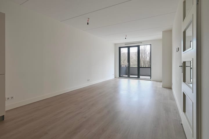 Foto 9 van Martinus Nijhofflaan 114