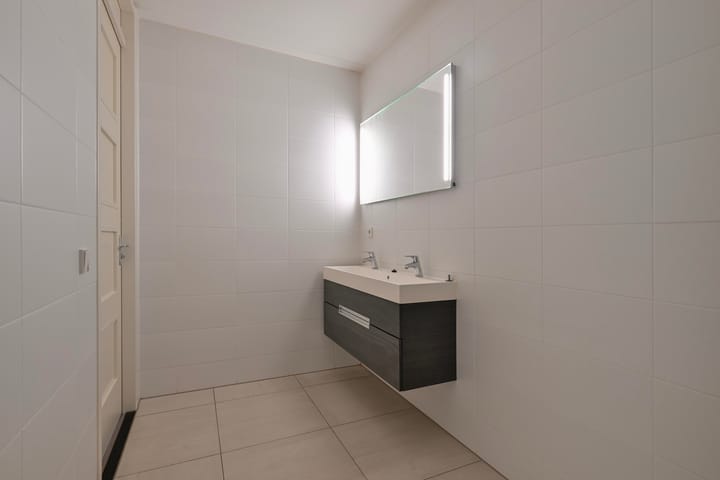 Foto 13 van Martinus Nijhofflaan 114