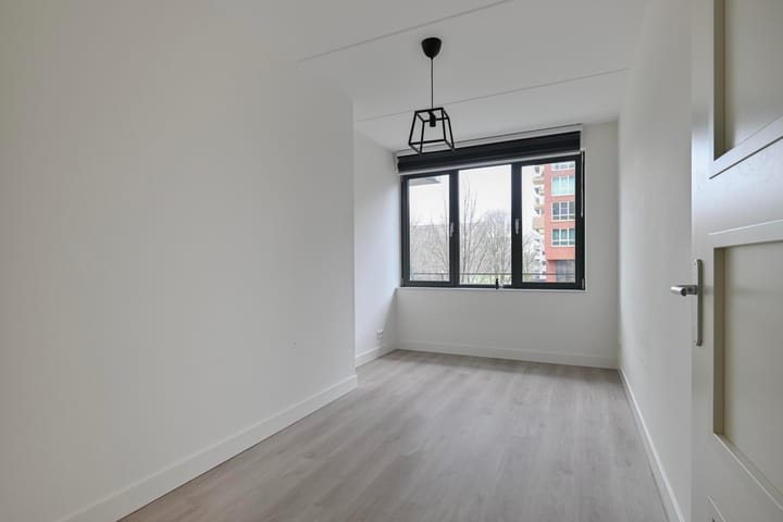 Foto 14 van Martinus Nijhofflaan 114