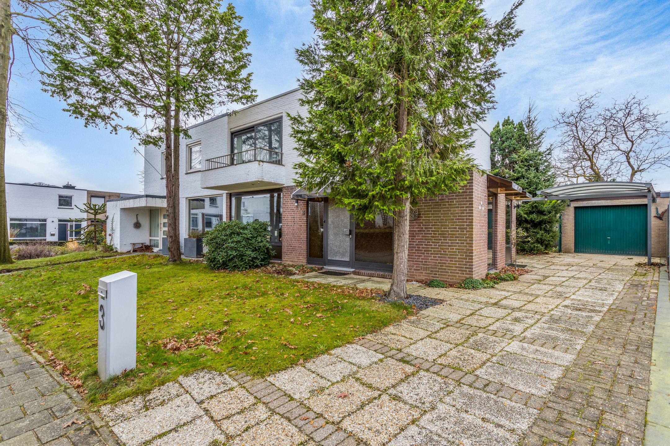 Photo 3 of Dr. Hustinxlaan 3